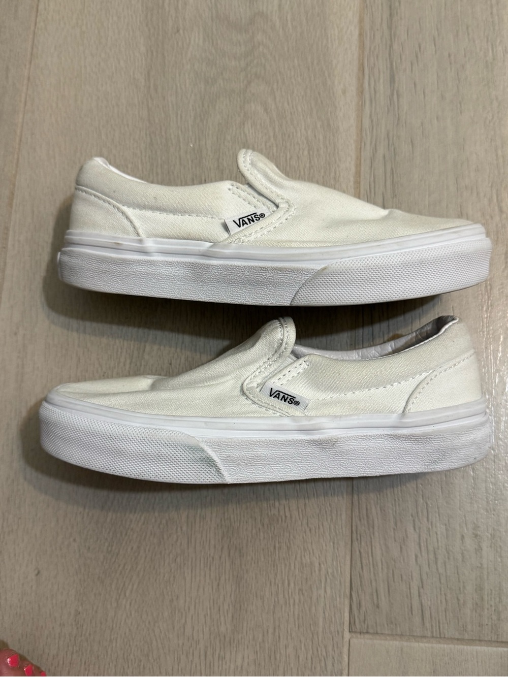 Kids Sz 13 White Vans Kids Slip-Ons
